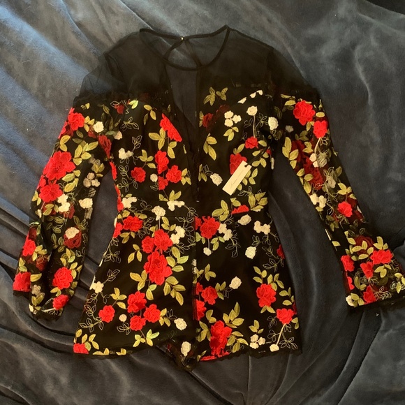 NWOT Lovers + Friends black and red floral lace romper jumpsuit - Picture 3 of 7
